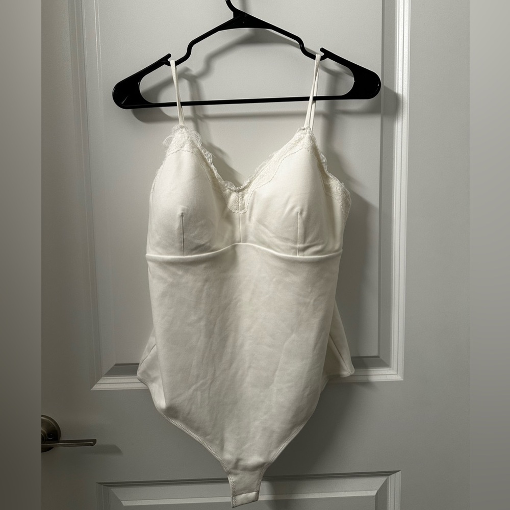 *NWT* Love Bonito White Lace Bodysuit